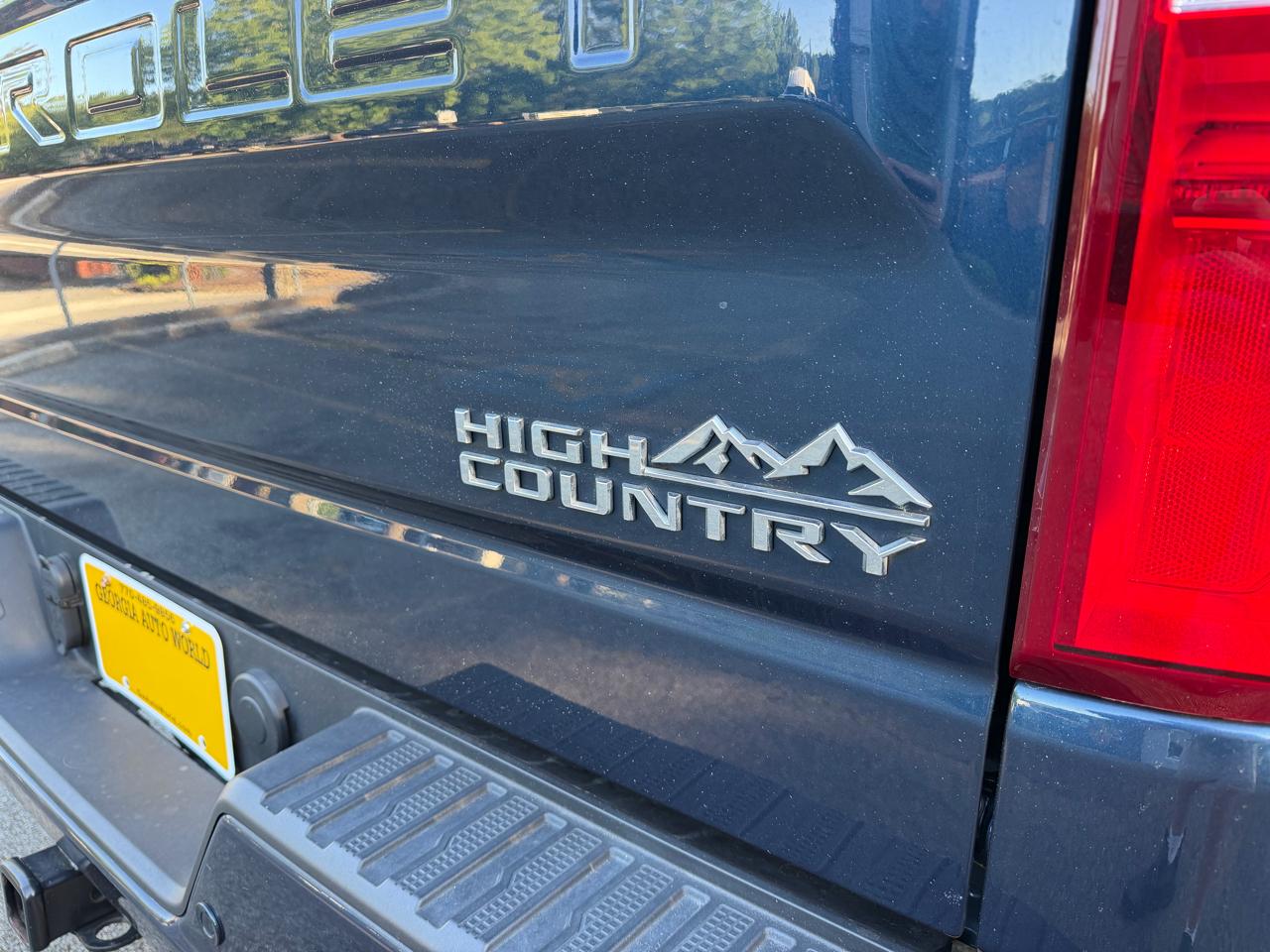 Chevrolet Silverado 1500 High Country Crew Cab 2WD 2021