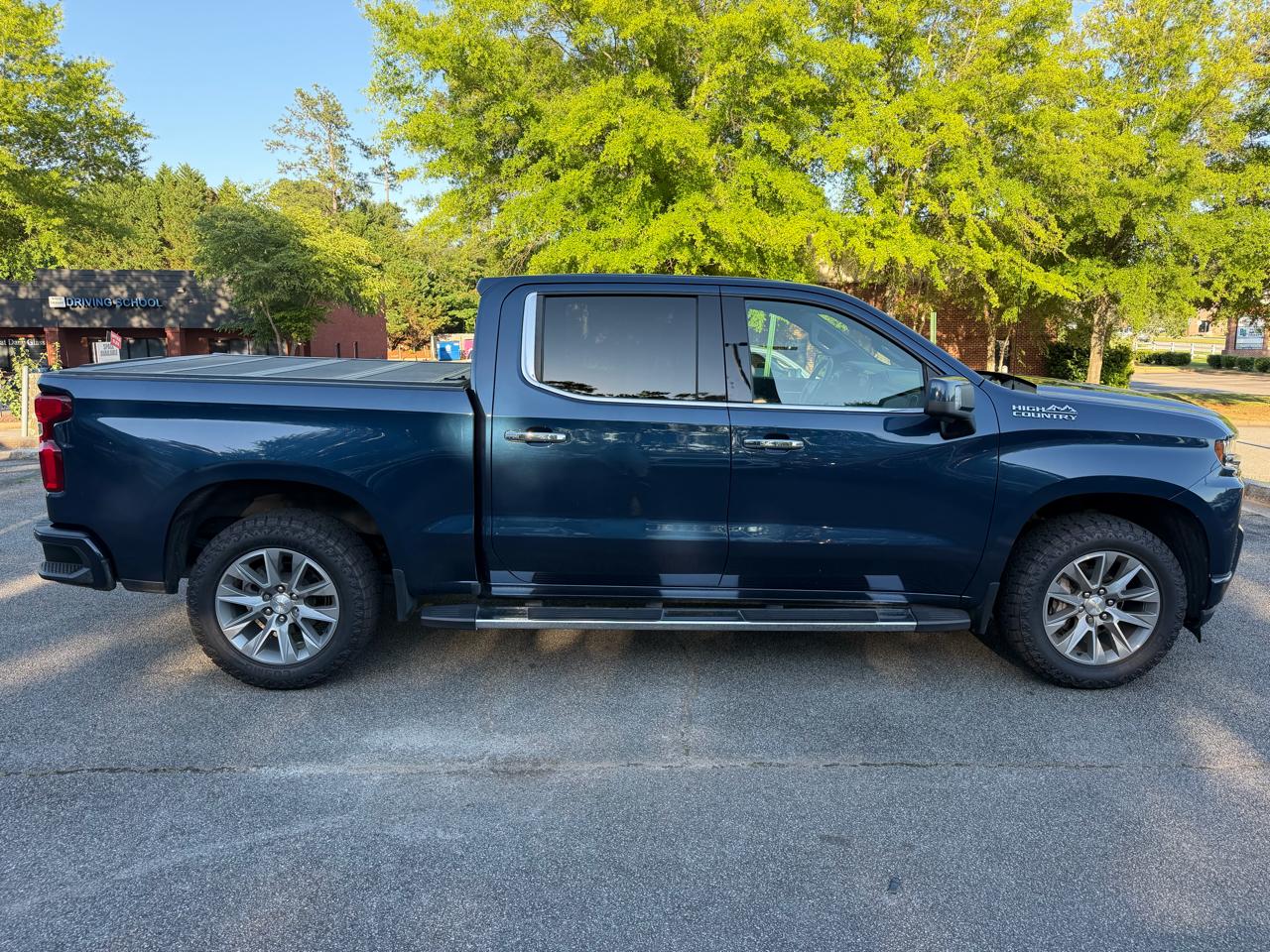 Chevrolet Silverado 1500 High Country Crew Cab 2WD 2021