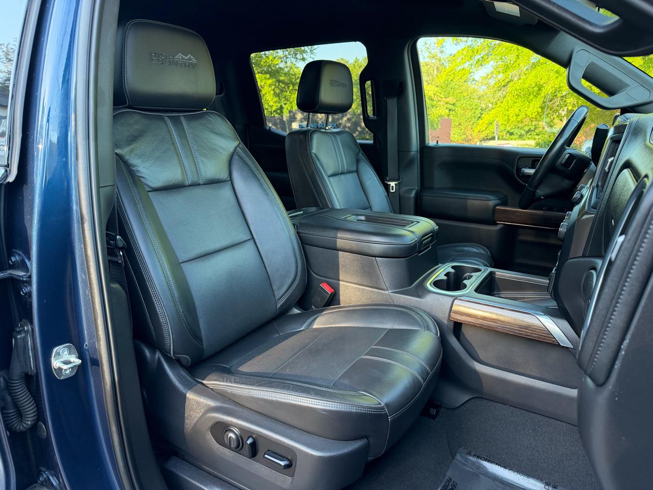 Chevrolet Silverado 1500 High Country Crew Cab 2WD 2021