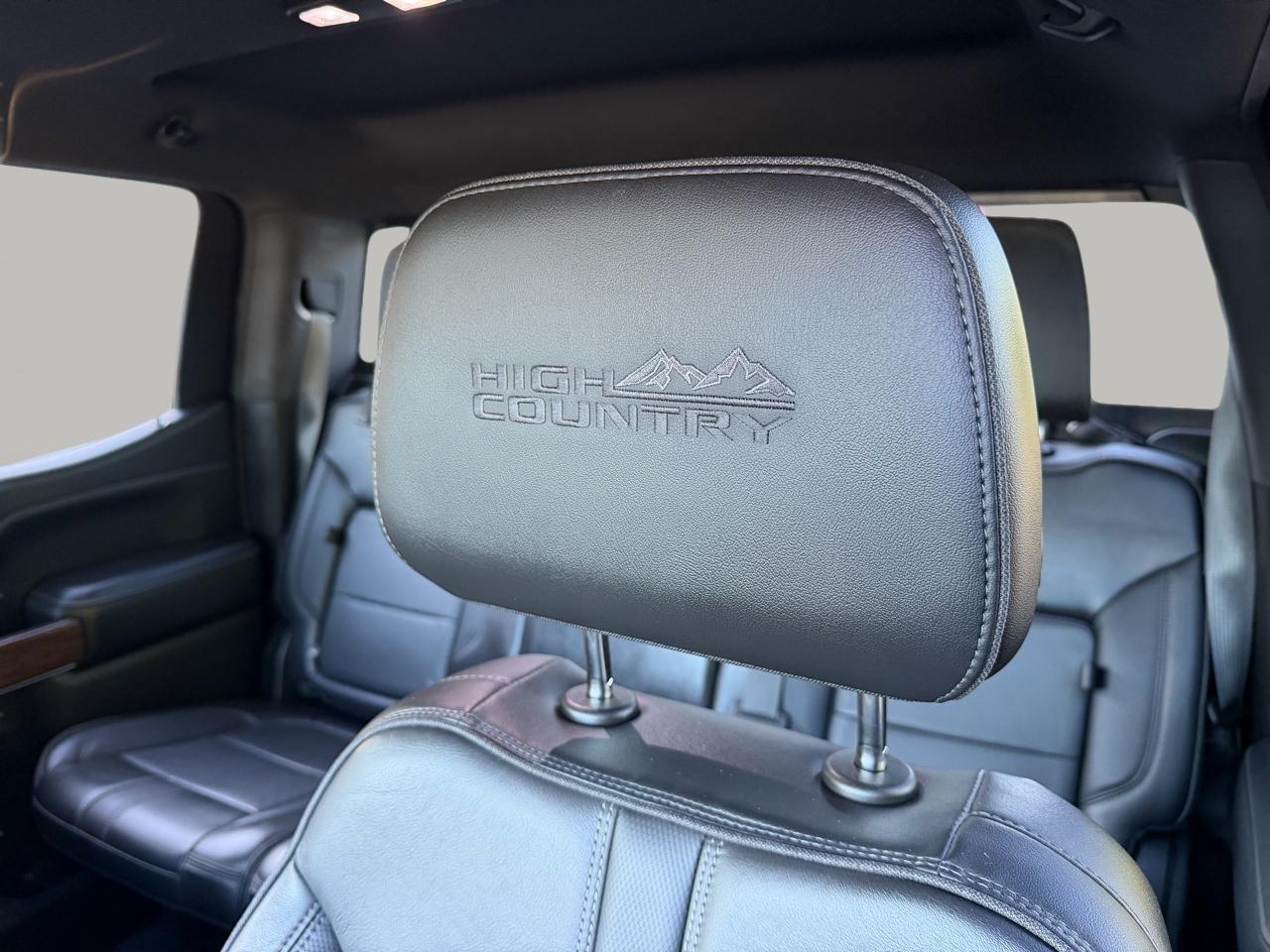 Chevrolet Silverado 1500 High Country Crew Cab 2WD 2021