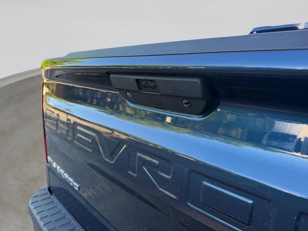 Chevrolet Silverado 1500 High Country Crew Cab 2WD 2021