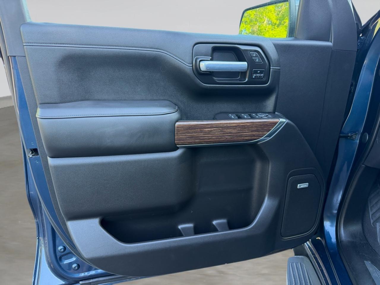 Chevrolet Silverado 1500 High Country Crew Cab 2WD 2021