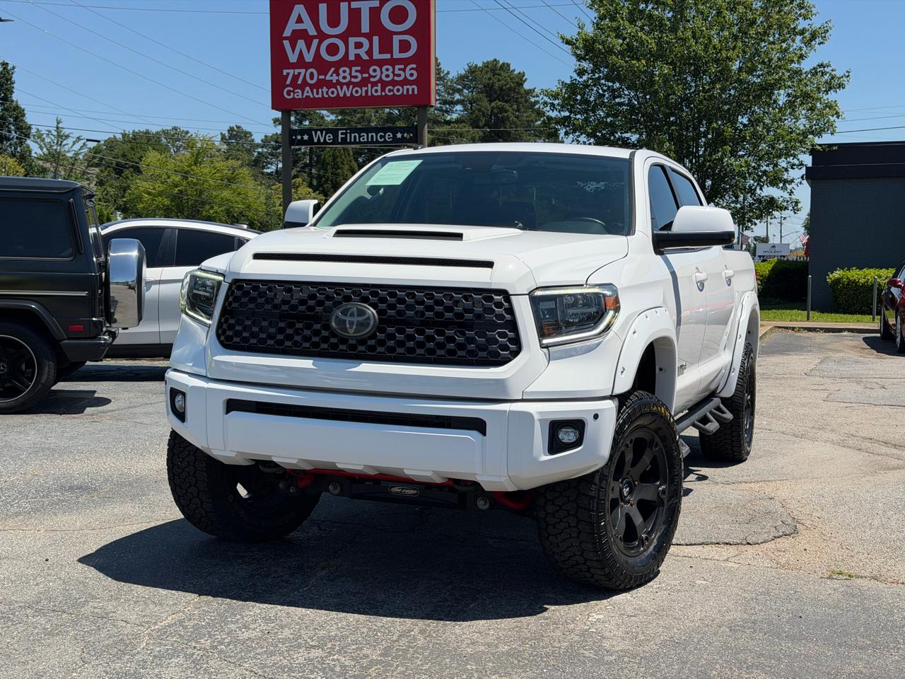2018 Toyota Tundra SR5 5.7L 4WD FFV Crew Max Short Bed's photo