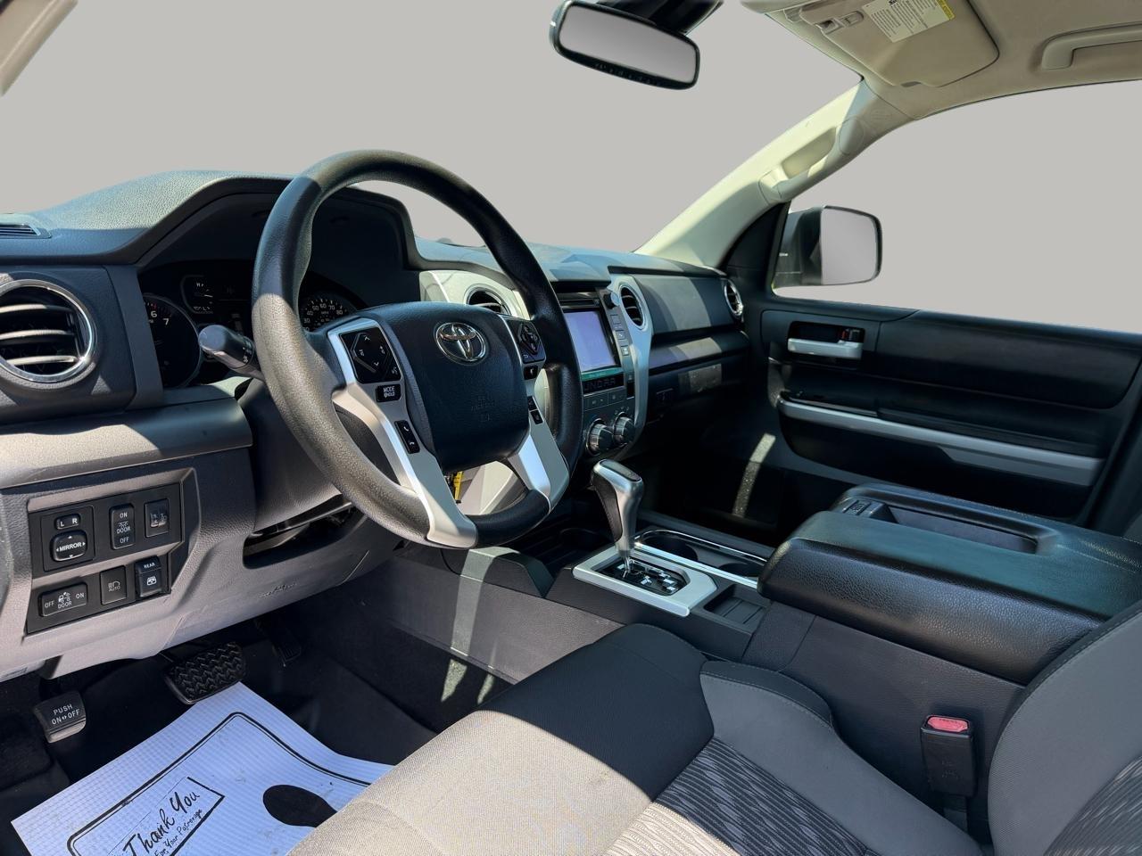 Toyota Tundra SR5 5.7L V8 FFV CrewMax 4WD 2018
