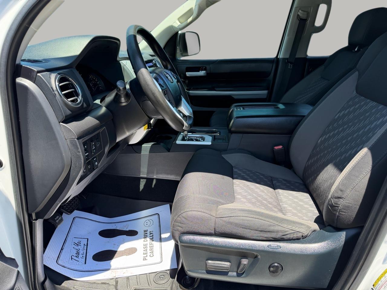 Toyota Tundra SR5 5.7L V8 FFV CrewMax 4WD 2018