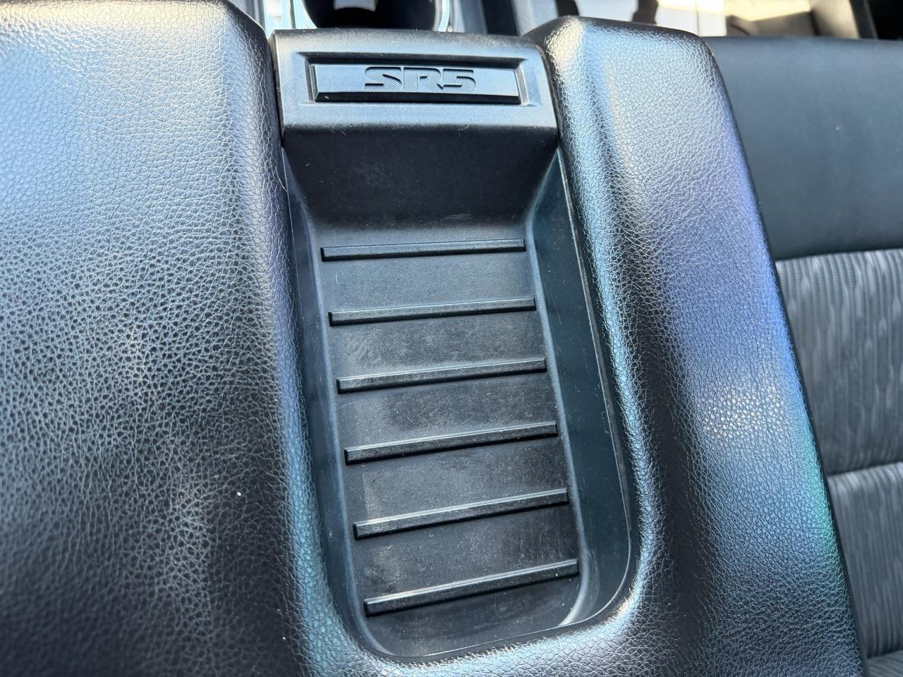 Toyota Tundra SR5 5.7L V8 FFV CrewMax 4WD 2018