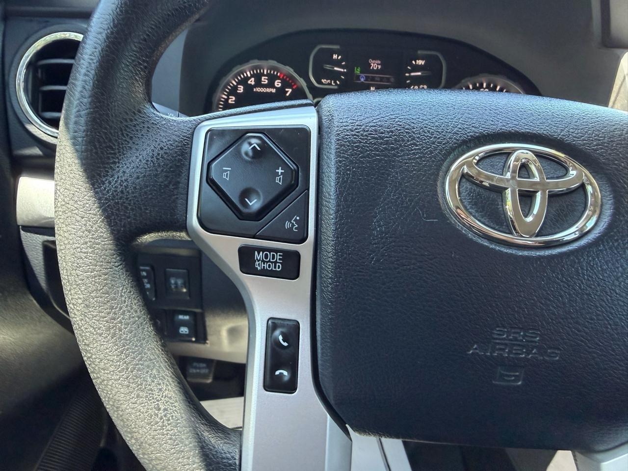 Toyota Tundra SR5 5.7L V8 FFV CrewMax 4WD 2018