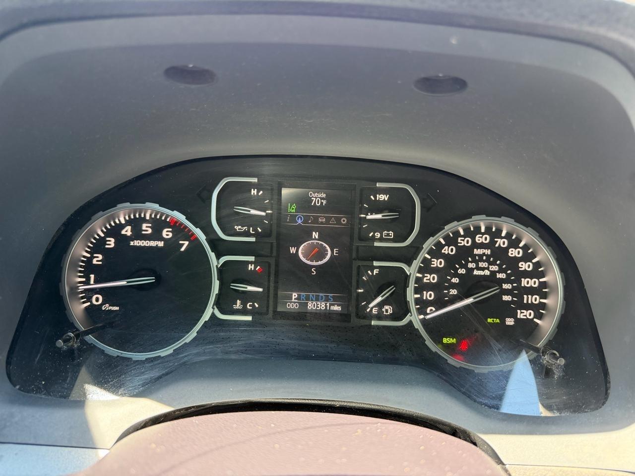 Toyota Tundra SR5 5.7L V8 FFV CrewMax 4WD 2018