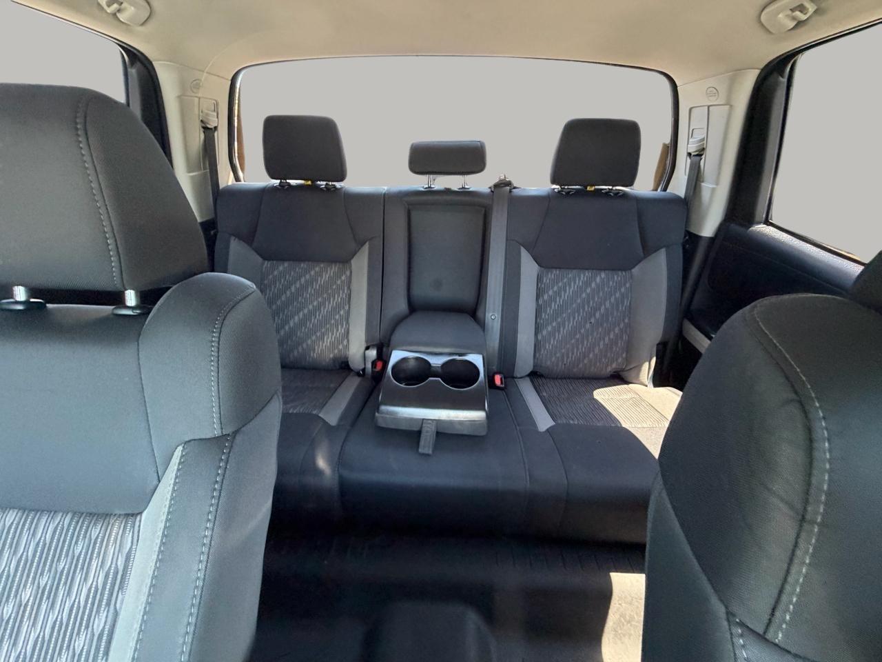 Toyota Tundra SR5 5.7L V8 FFV CrewMax 4WD 2018