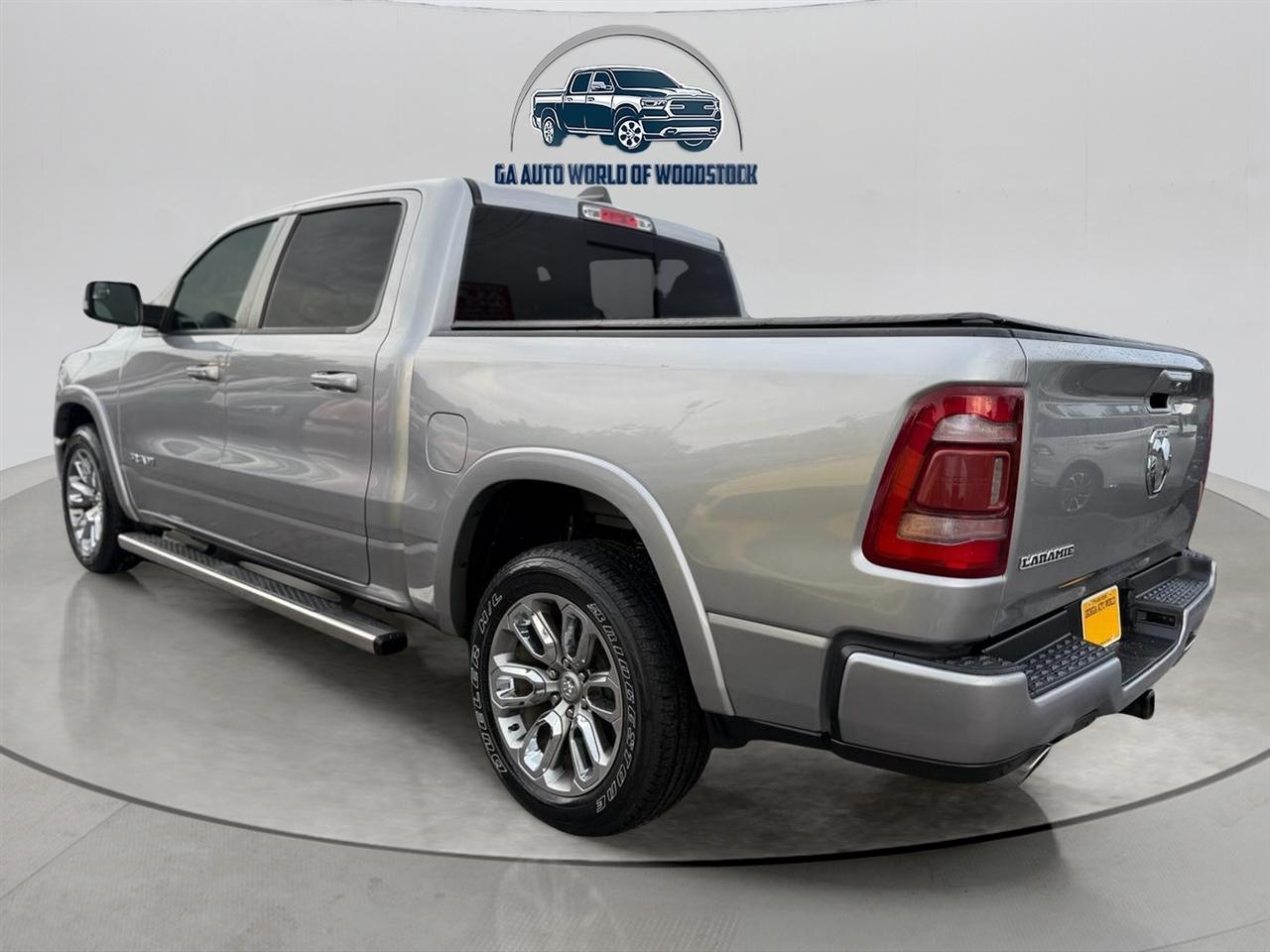 RAM 1500 Laramie Crew Cab SWB 2WD 2019