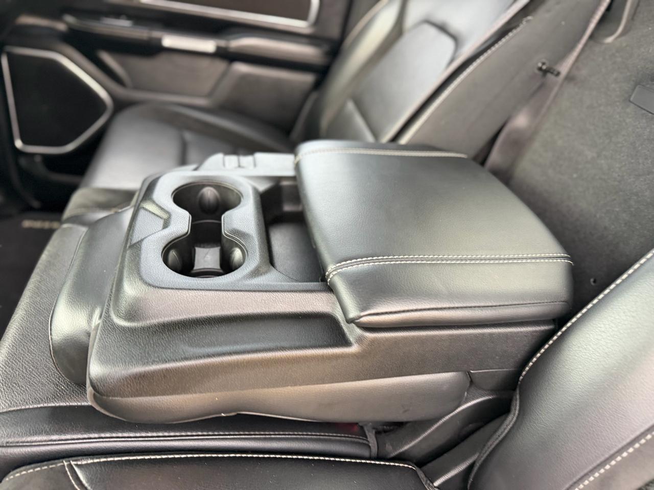 RAM 1500 Laramie Crew Cab SWB 2WD 2019