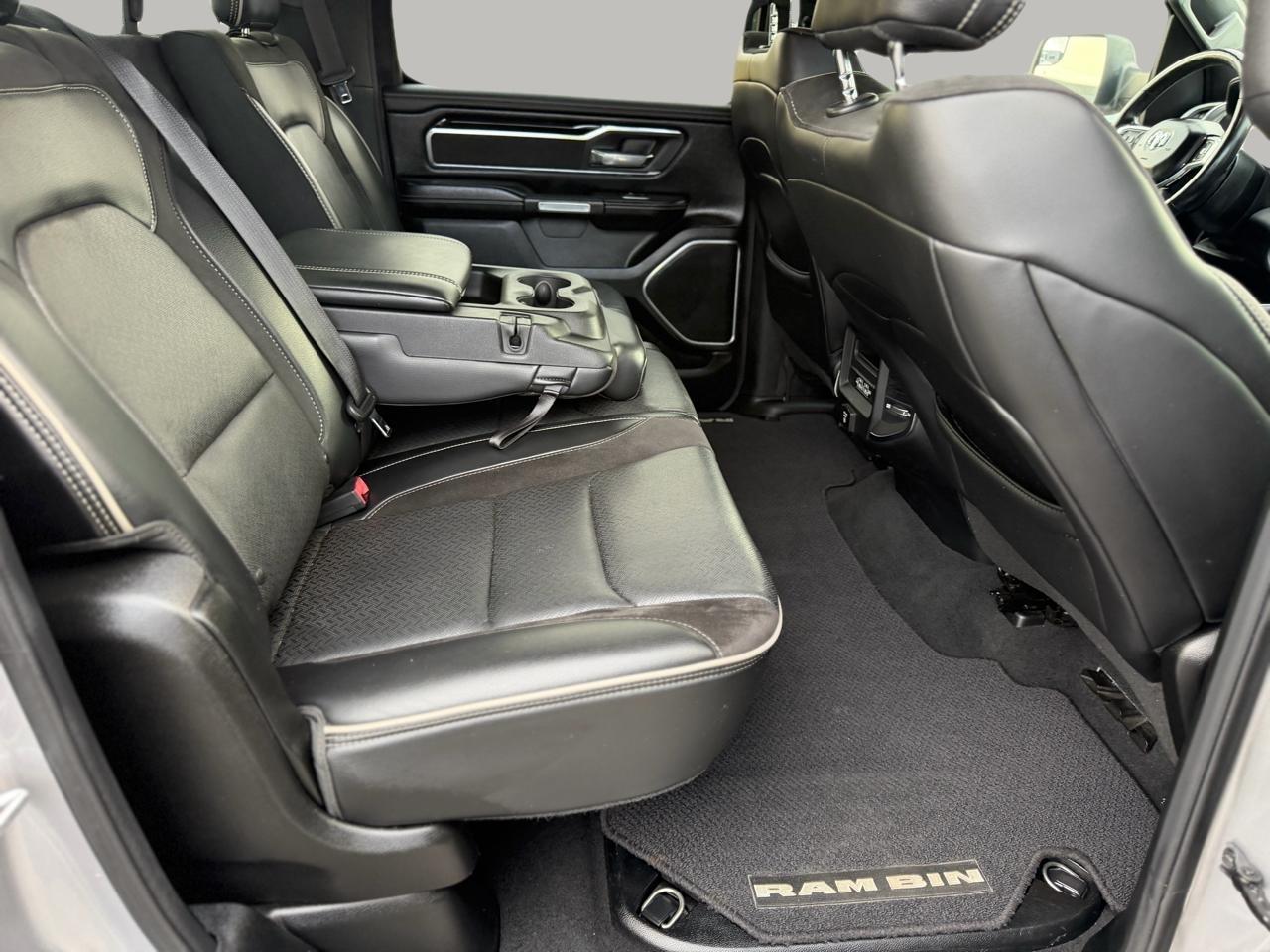 RAM 1500 Laramie Crew Cab SWB 2WD 2019