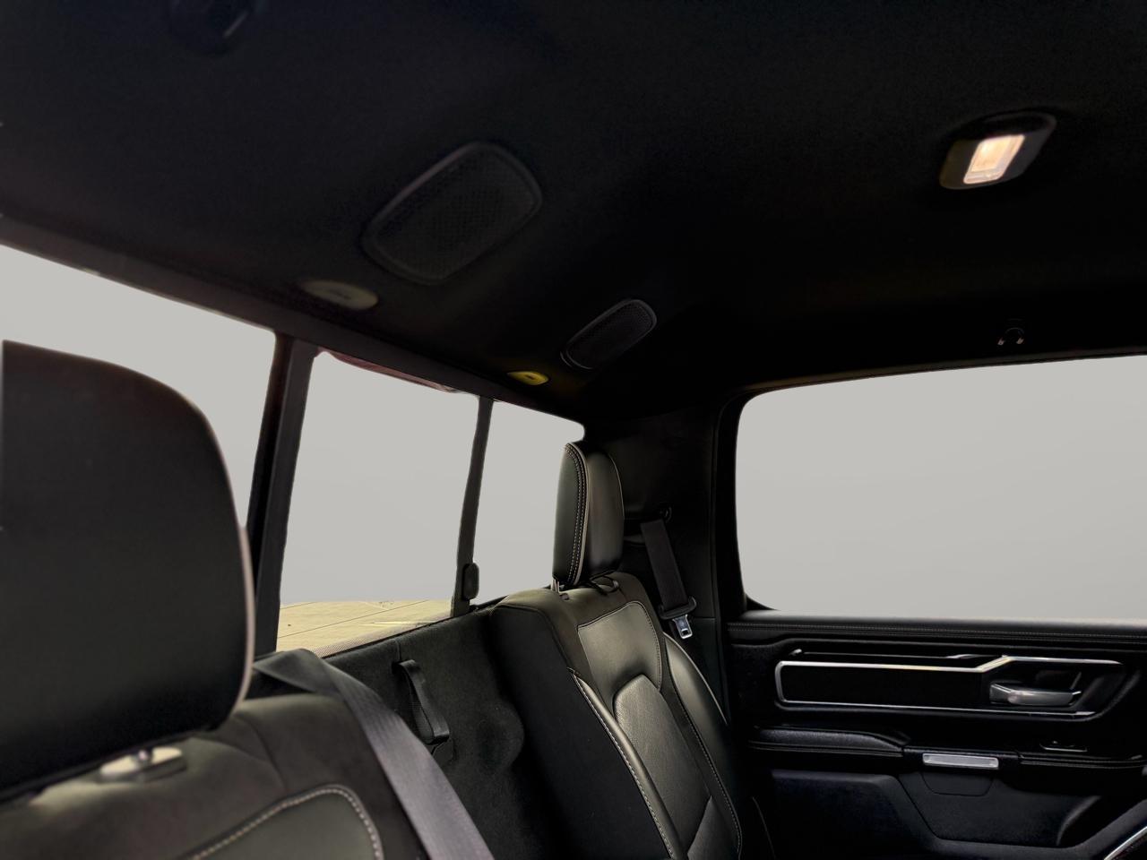 RAM 1500 Laramie Crew Cab SWB 2WD 2019