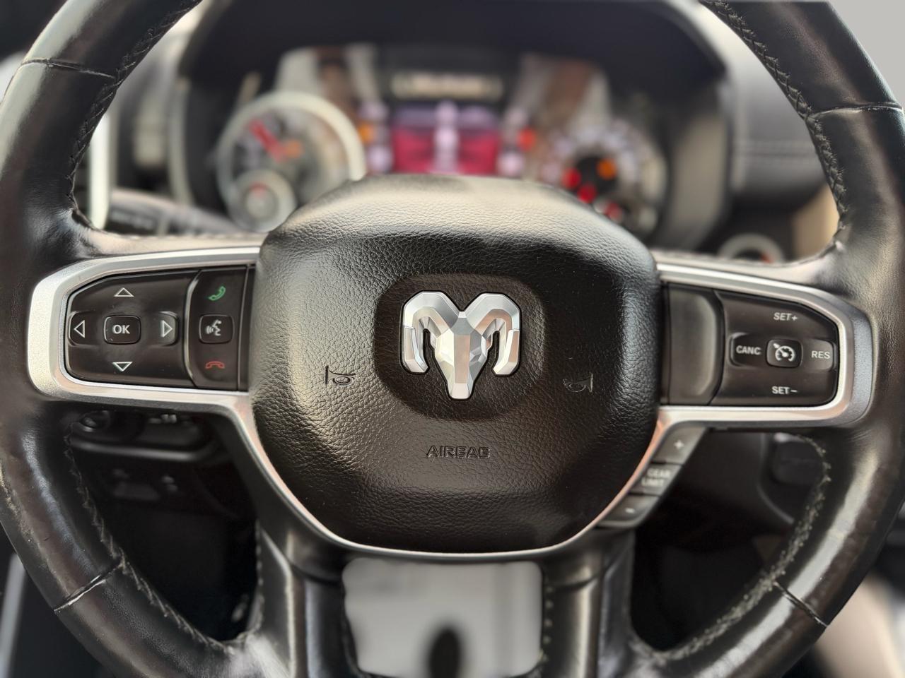 RAM 1500 Laramie Crew Cab SWB 2WD 2019