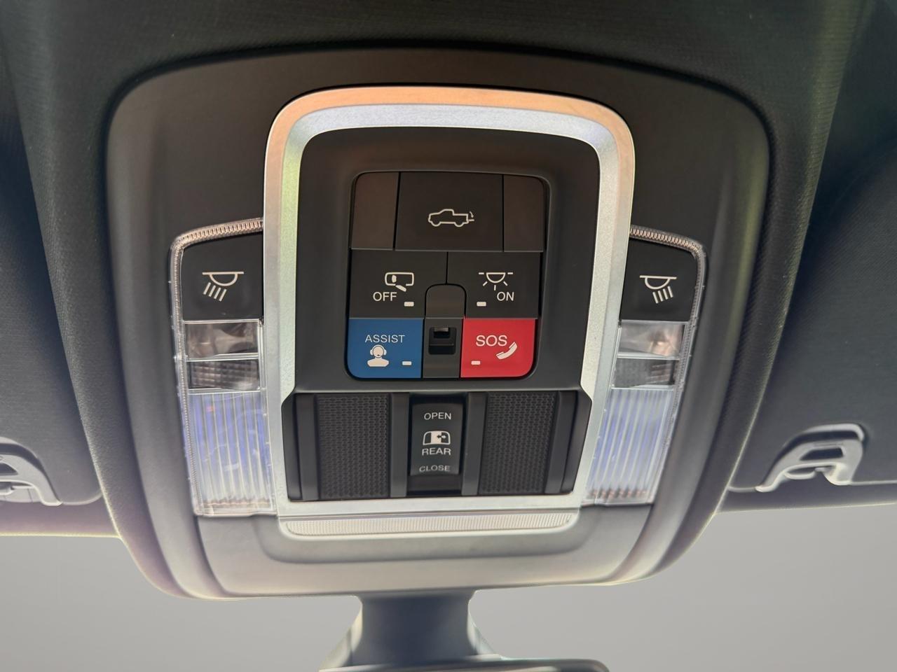 RAM 1500 Laramie Crew Cab SWB 2WD 2019