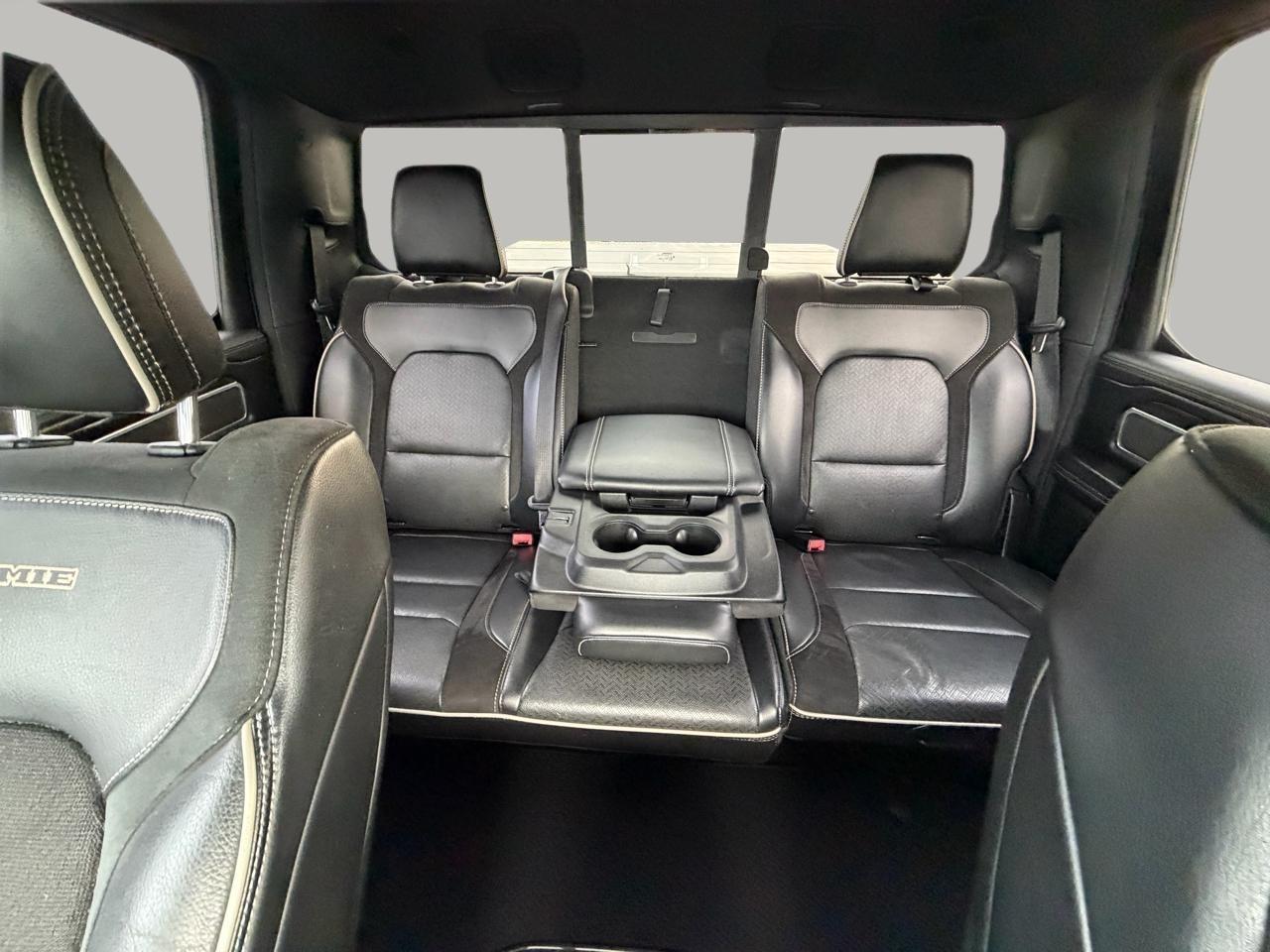 RAM 1500 Laramie Crew Cab SWB 2WD 2019