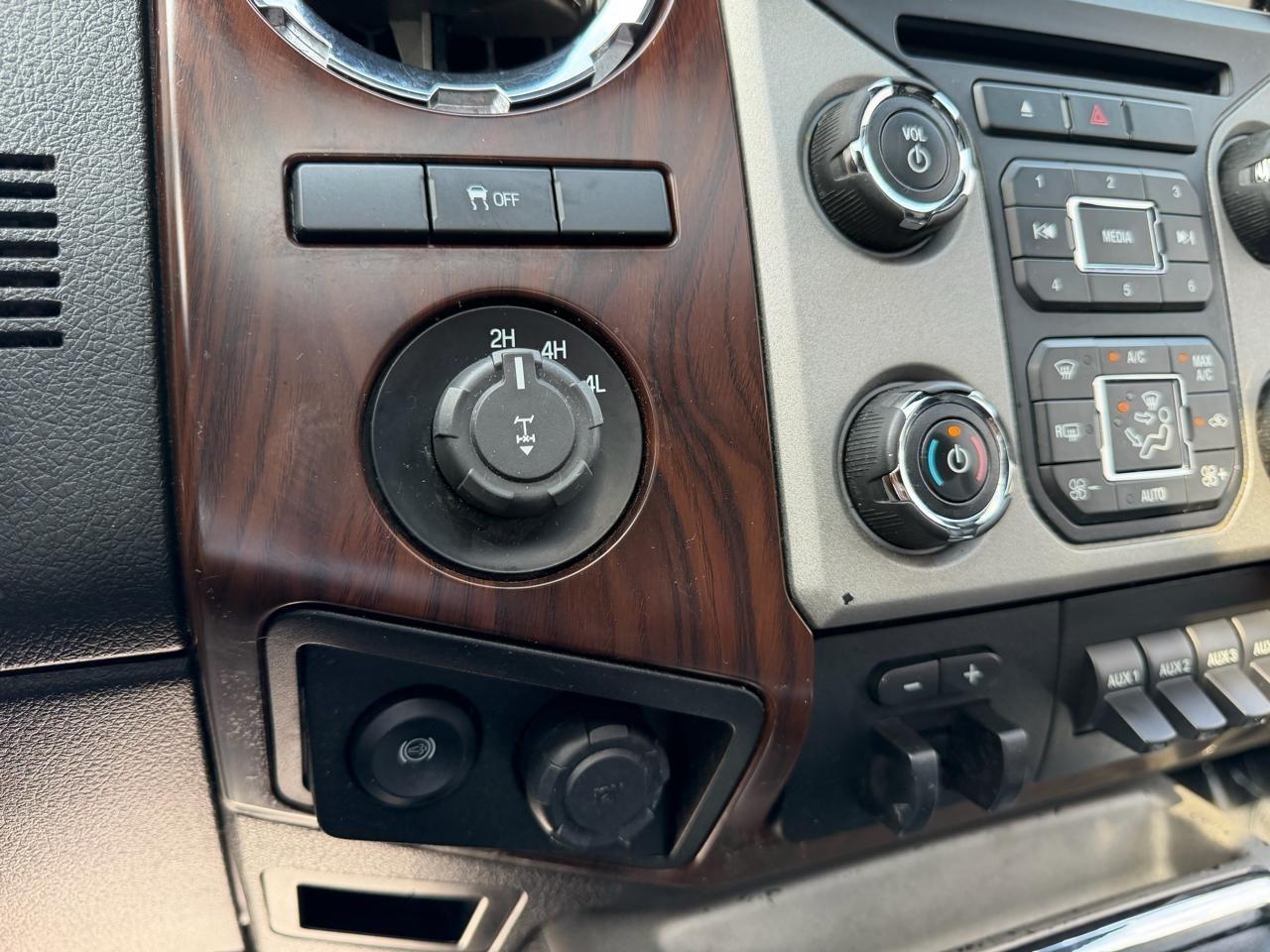 Ford F-250 SD Lariat 2016