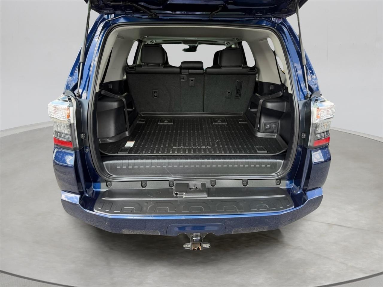 Toyota 4Runner SR5 Premium 4WD 2021