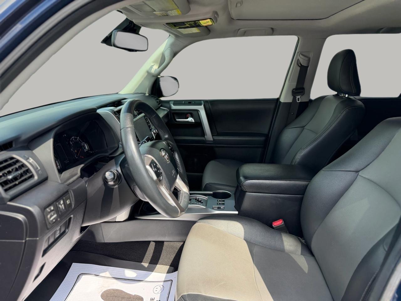Toyota 4Runner SR5 Premium 4WD 2021