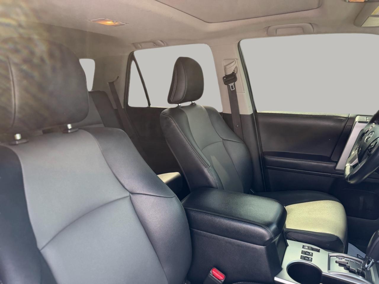 Toyota 4Runner SR5 Premium 4WD 2021