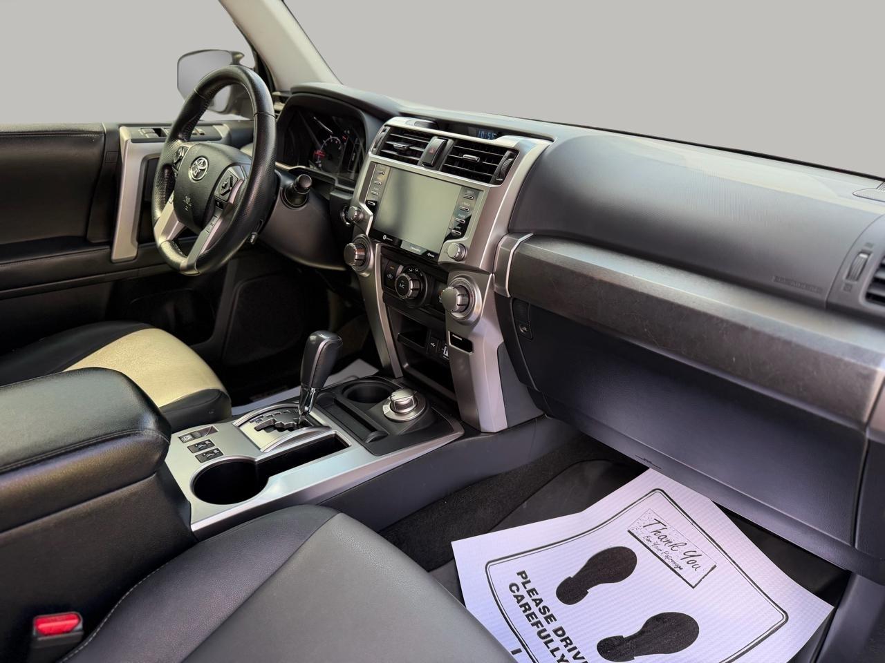 Toyota 4Runner SR5 Premium 4WD 2021