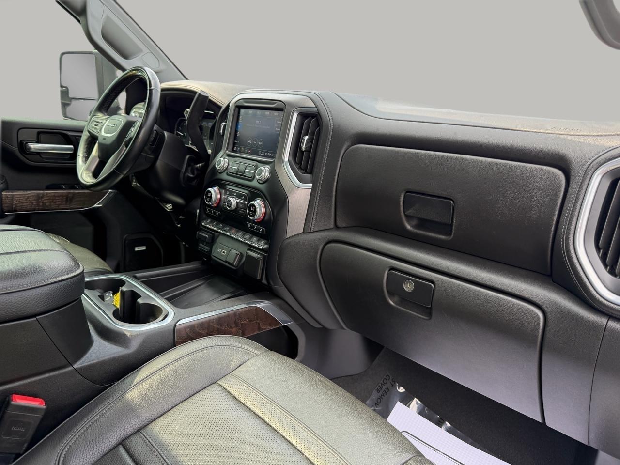 GMC Sierra 3500HD Denali Crew Cab Long Box 4WD 2023