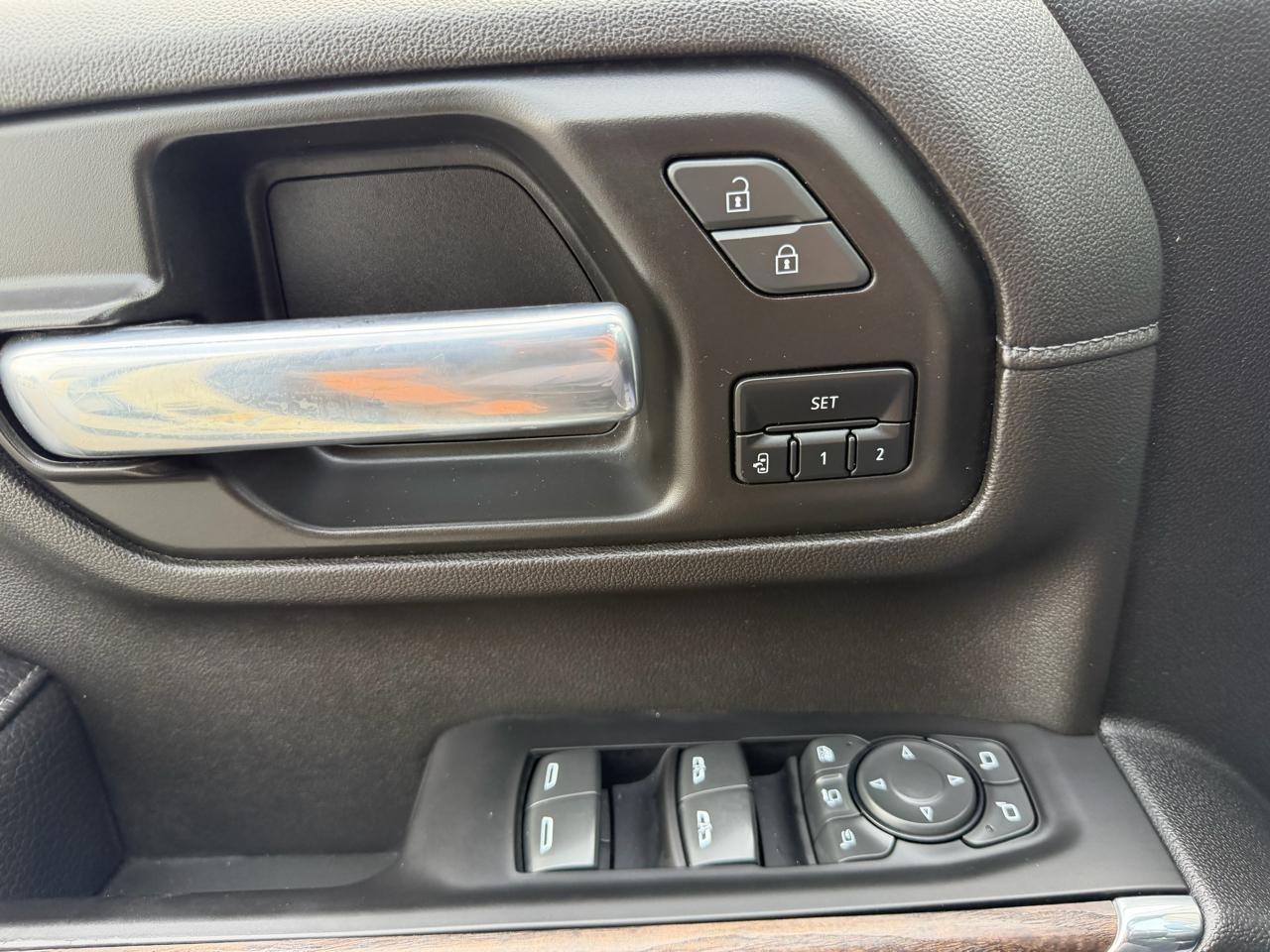 GMC Sierra 3500HD Denali Crew Cab Long Box 4WD 2023