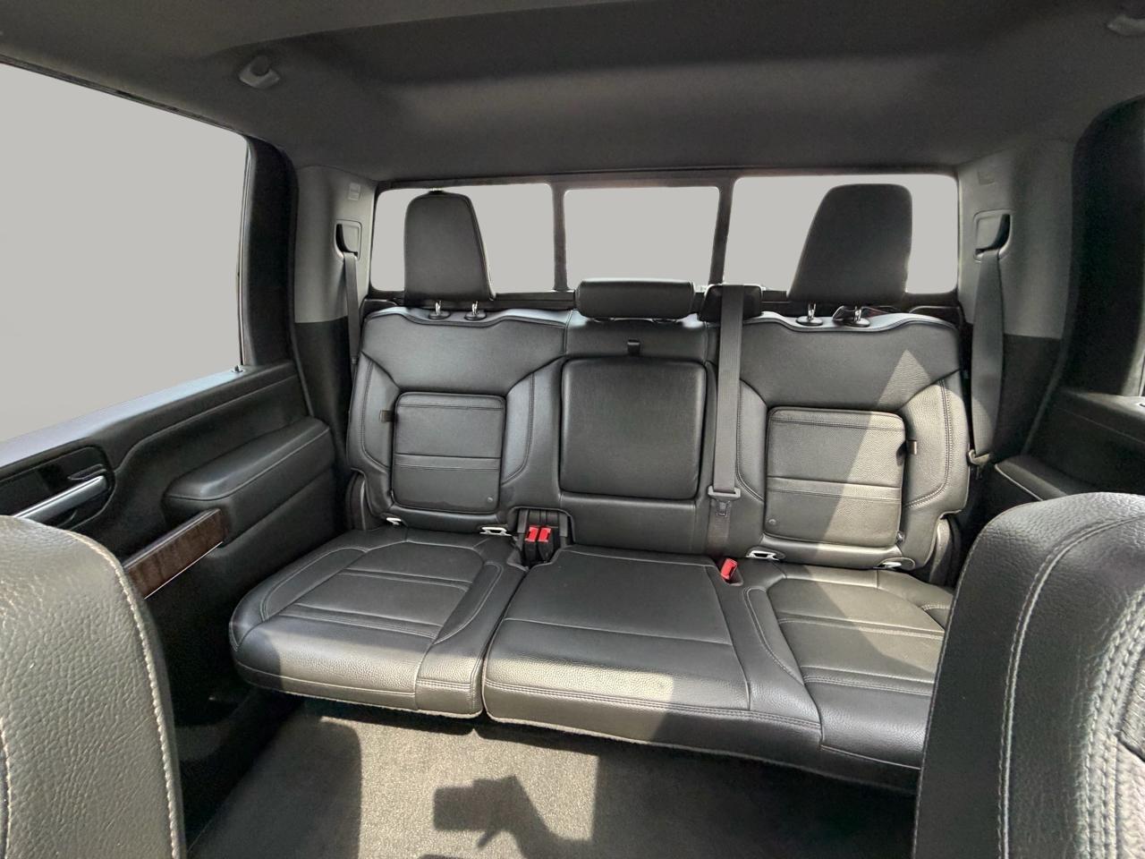 GMC Sierra 3500HD Denali Crew Cab Long Box 4WD 2023