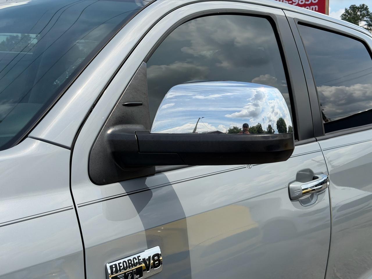 Toyota Tundra Limited 5.7L CrewMax 4WD 2021