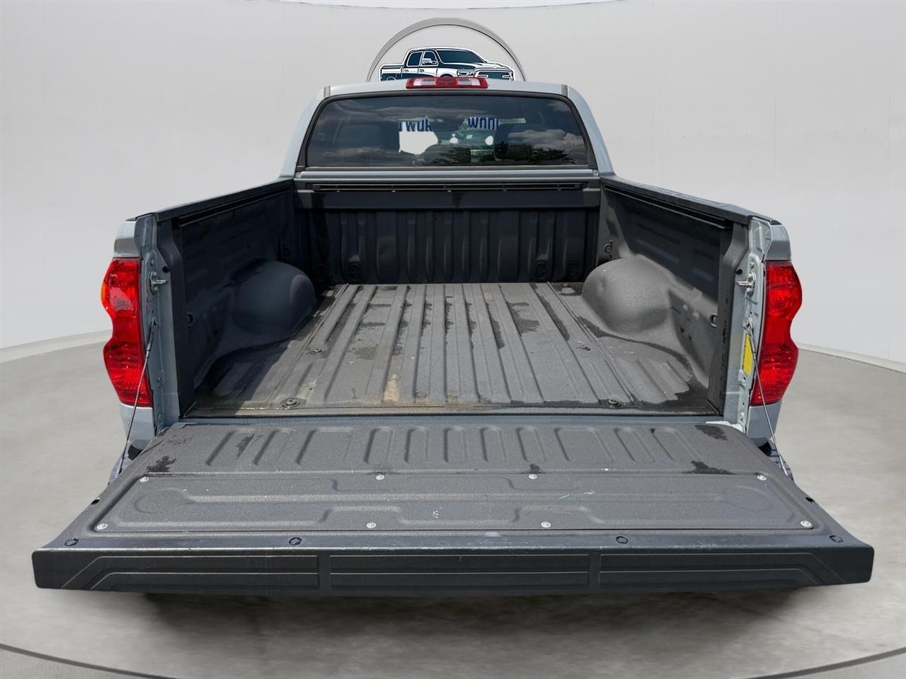 Toyota Tundra Limited 5.7L CrewMax 4WD 2021