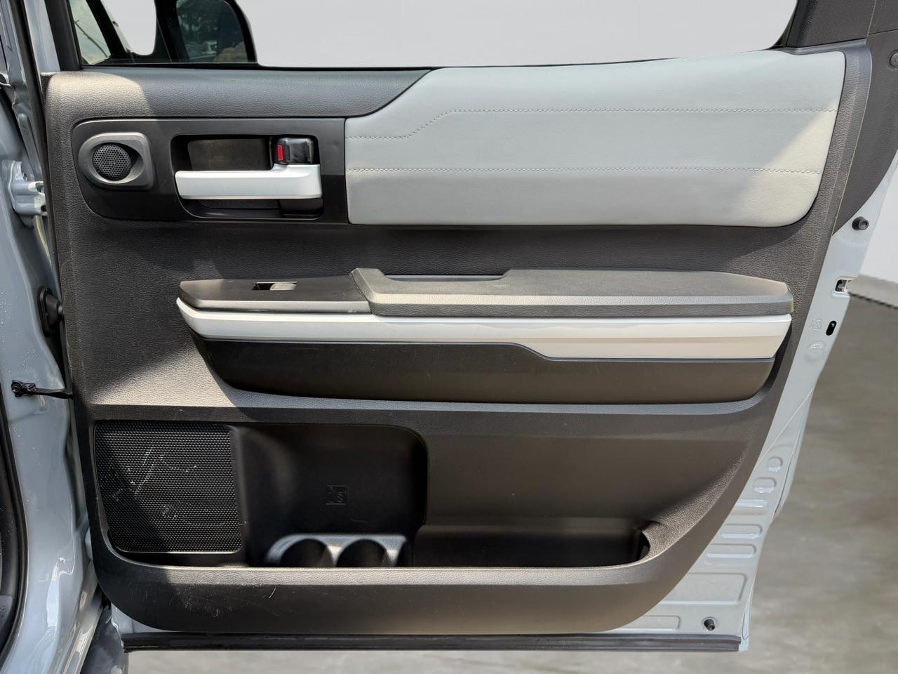 Toyota Tundra Limited 5.7L CrewMax 4WD 2021