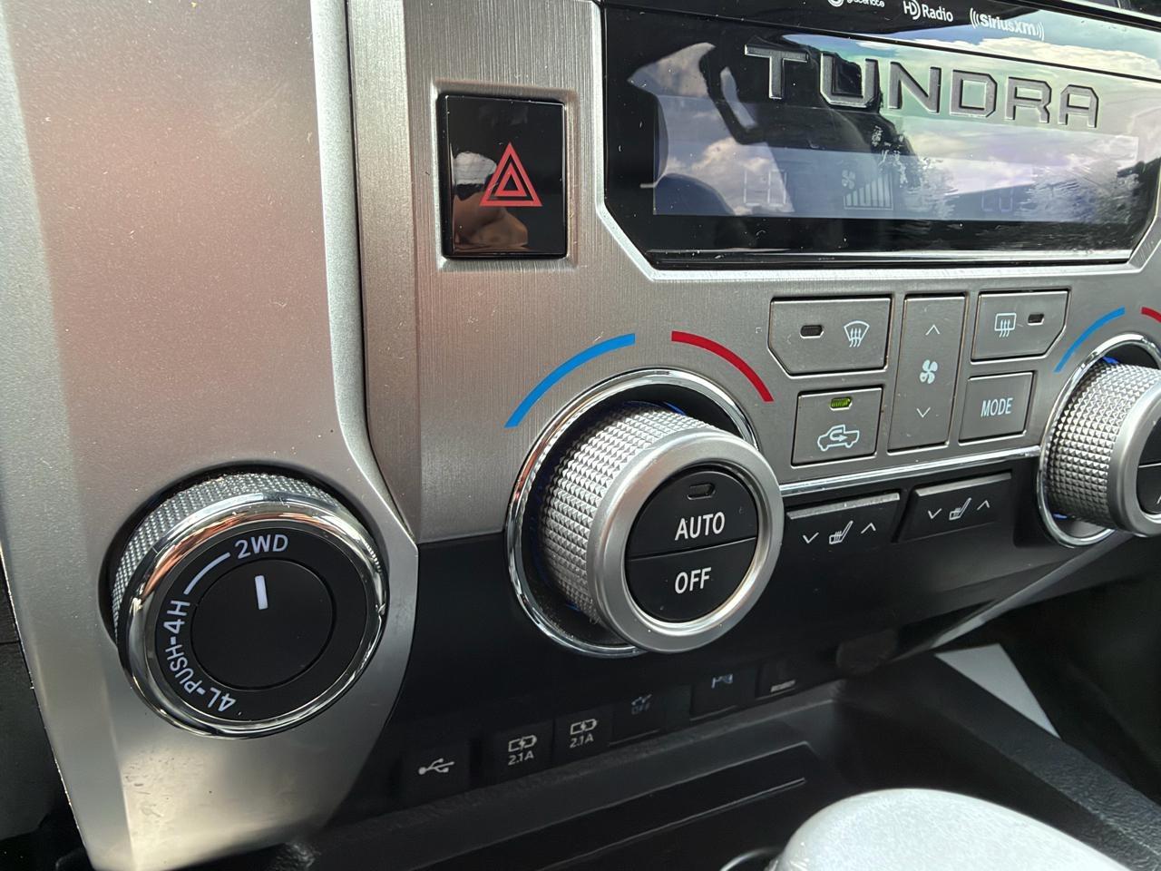 Toyota Tundra Limited 5.7L CrewMax 4WD 2021