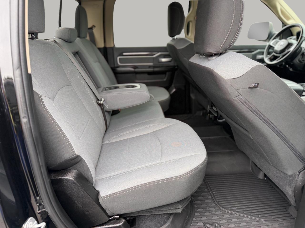 RAM 3500 Big Horn Crew Cab LWB 4WD 2020