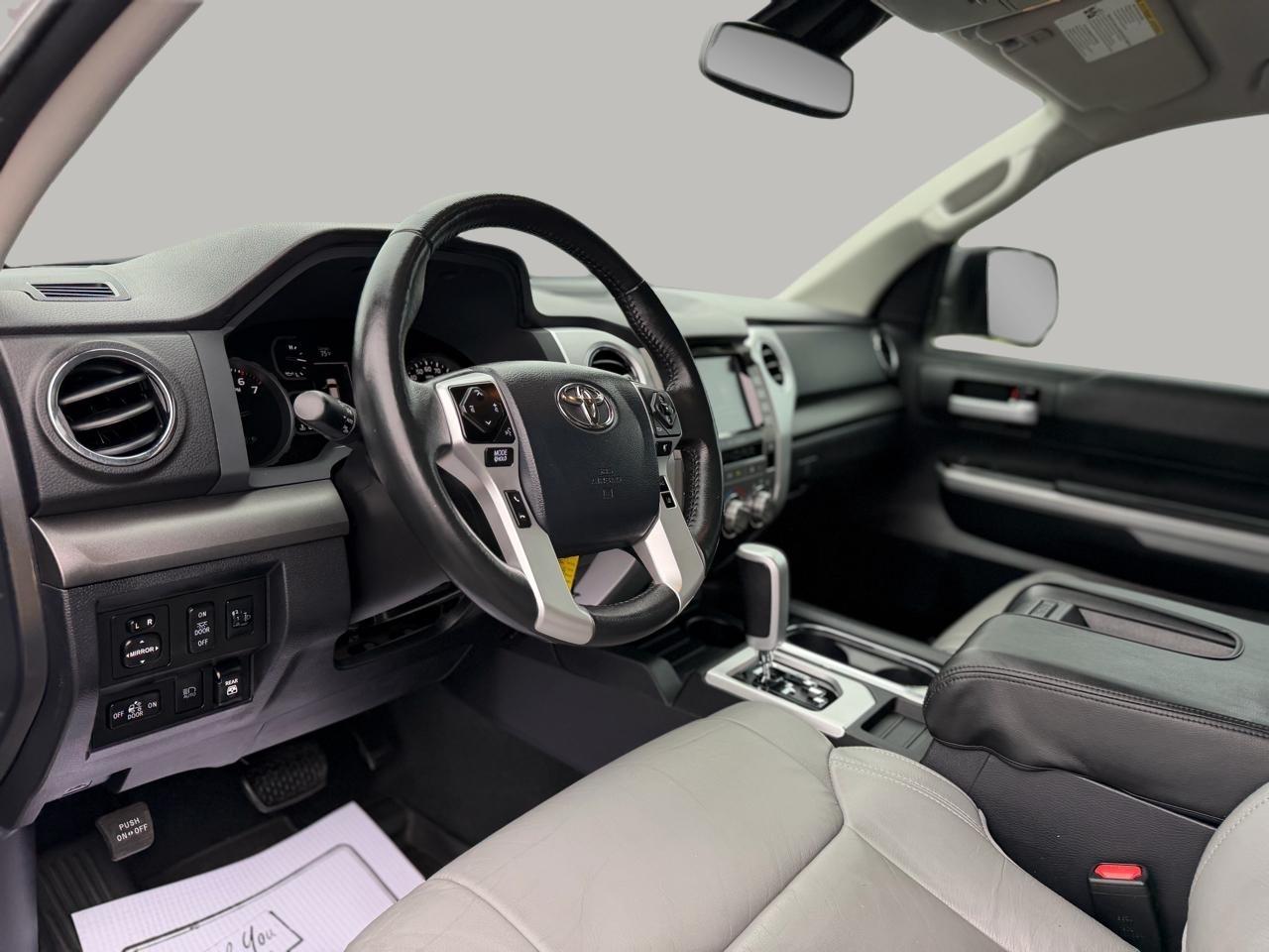 Toyota Tundra SR5 5.7L V8 CrewMax 4WD 2021