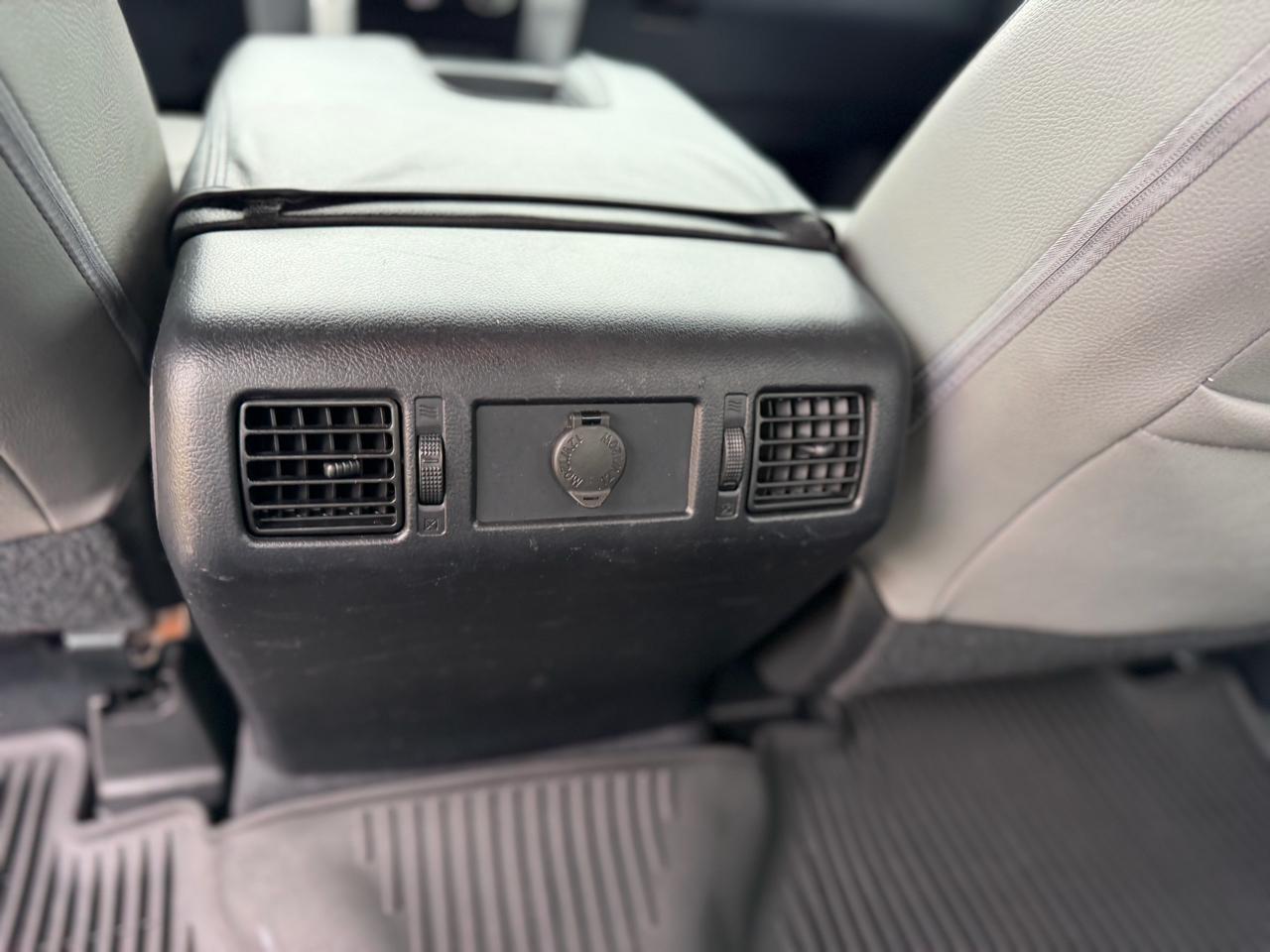 Toyota Tundra SR5 5.7L V8 CrewMax 4WD 2021