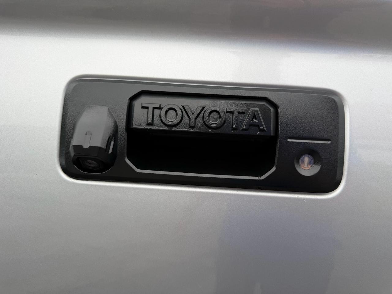 Toyota Tundra SR5 5.7L V8 CrewMax 4WD 2021