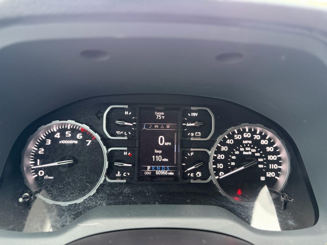 Toyota Tundra SR5 5.7L V8 CrewMax 4WD 2021