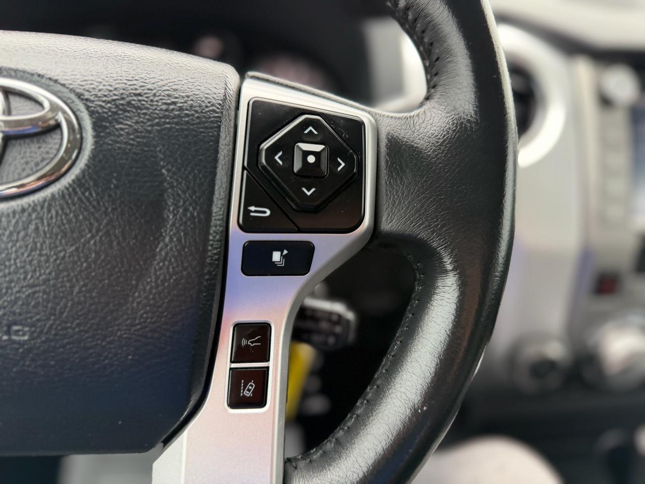 Toyota Tundra SR5 5.7L V8 CrewMax 4WD 2021