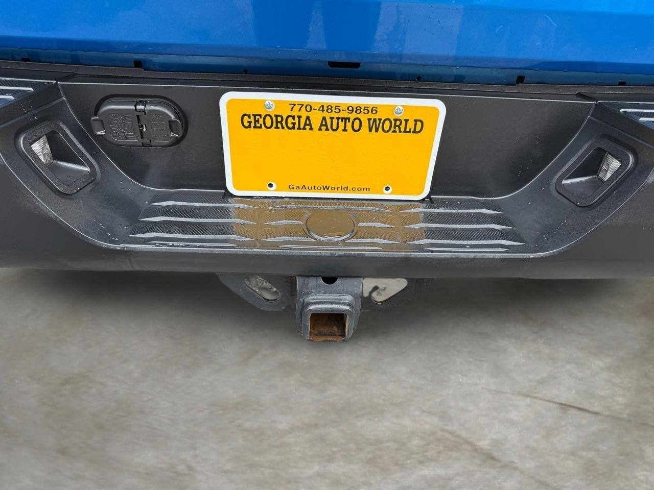 Toyota Tundra SR5 5.7L Double Cab 4WD 2017
