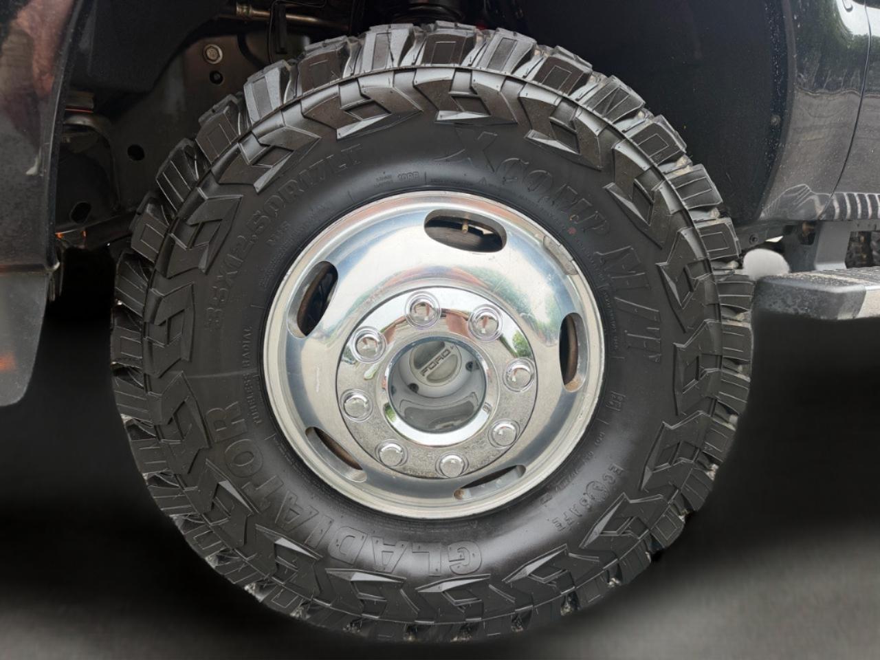 Ford F-350 SD Lariat Crew Cab Long Bed DRW 4WD 2016