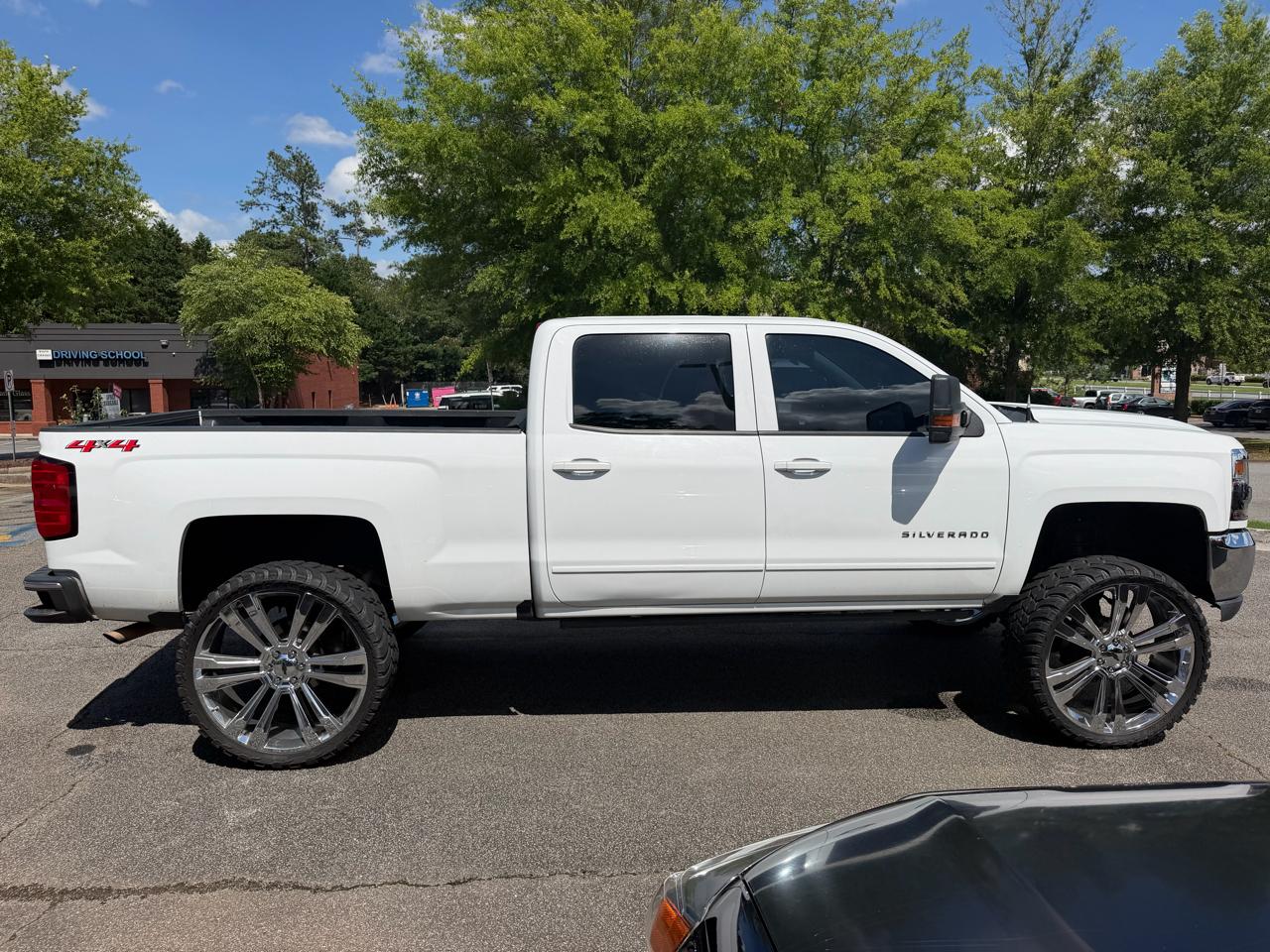 Chevrolet Silverado 1500 LT Crew Cab 4WD 2018