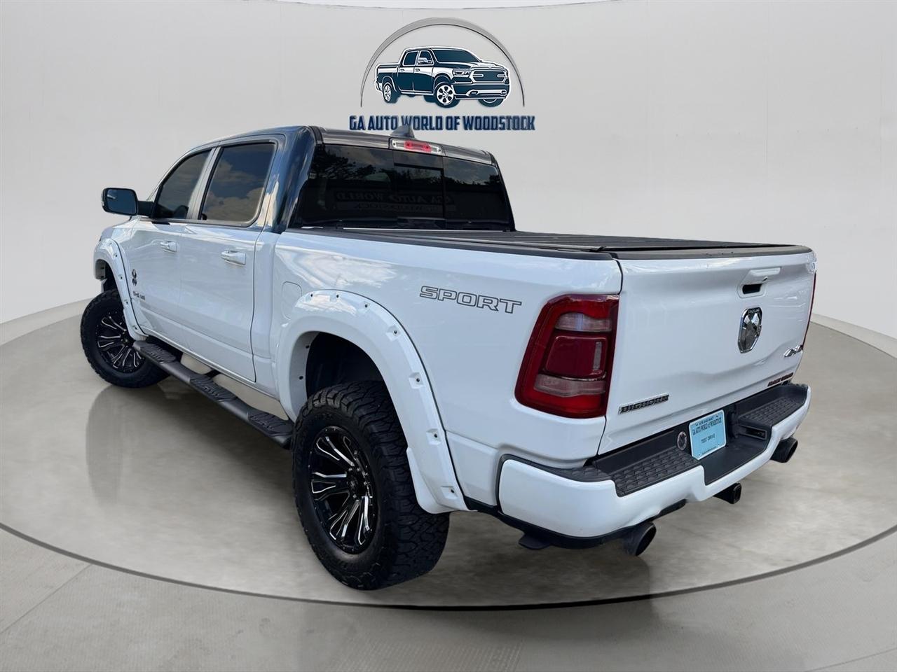 RAM 1500 Big Horn Crew Cab SWB 4WD 2021