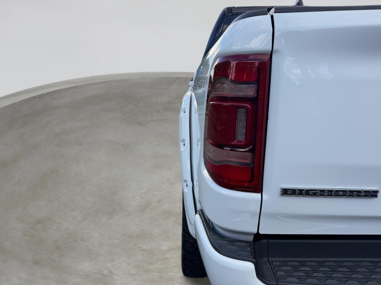 RAM 1500 Big Horn Crew Cab SWB 4WD 2021