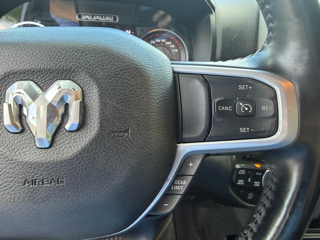 RAM 1500 Big Horn Crew Cab SWB 4WD 2021