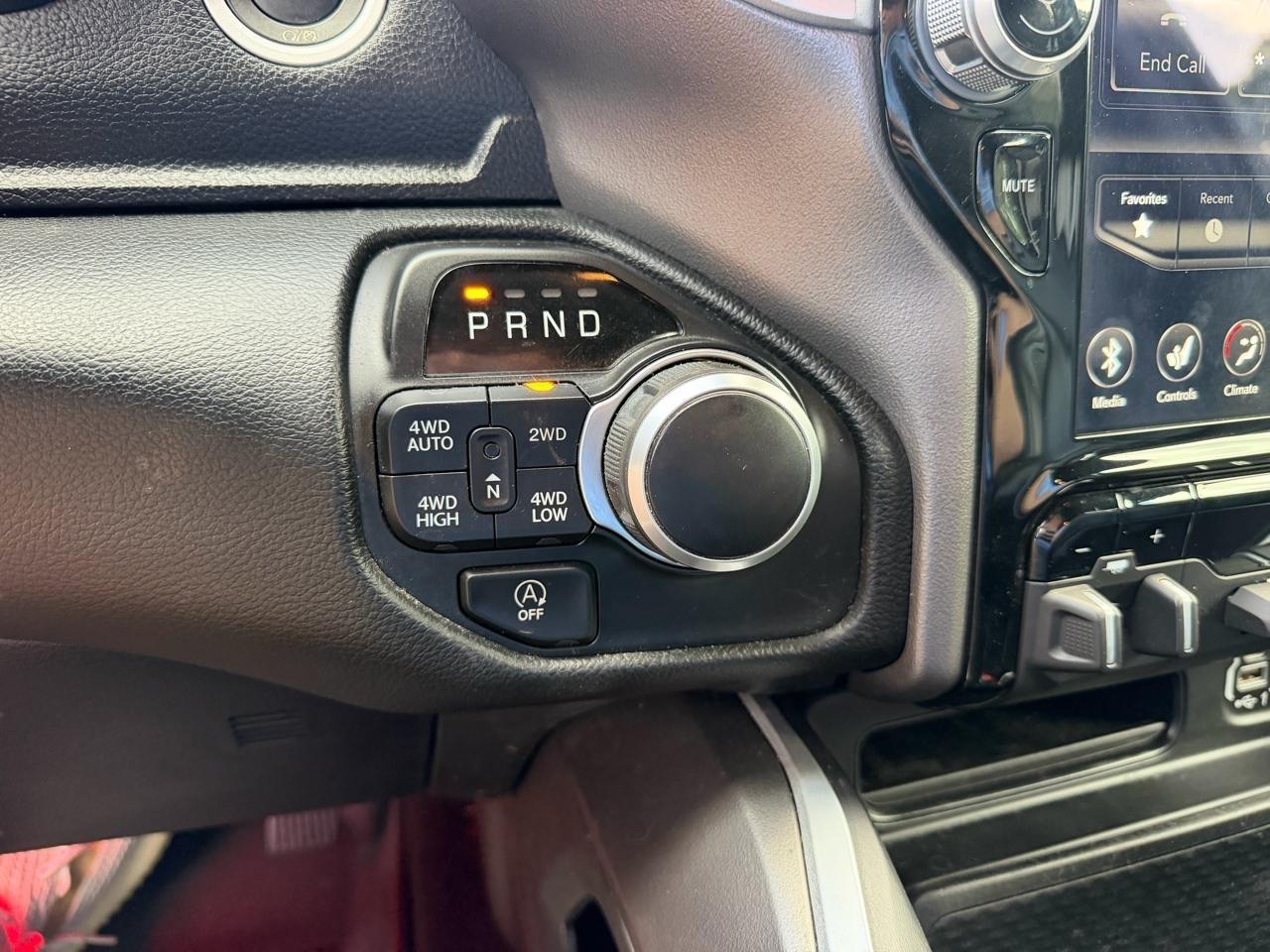 RAM 1500 Big Horn Crew Cab SWB 4WD 2021
