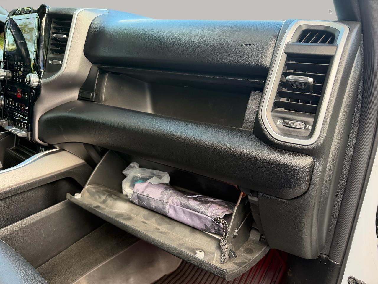 RAM 1500 Big Horn Crew Cab SWB 4WD 2021
