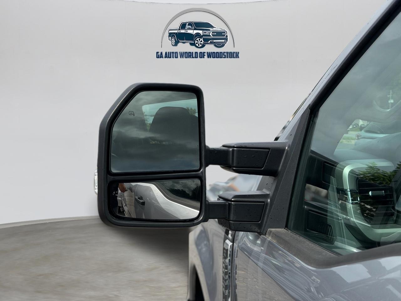 Ford F-350 SD XL Crew Cab Long Bed DRW 2WD 2023