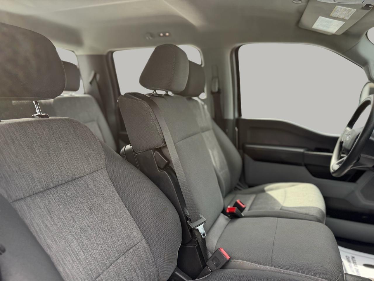 Ford F-350 SD XL Crew Cab Long Bed DRW 2WD 2023