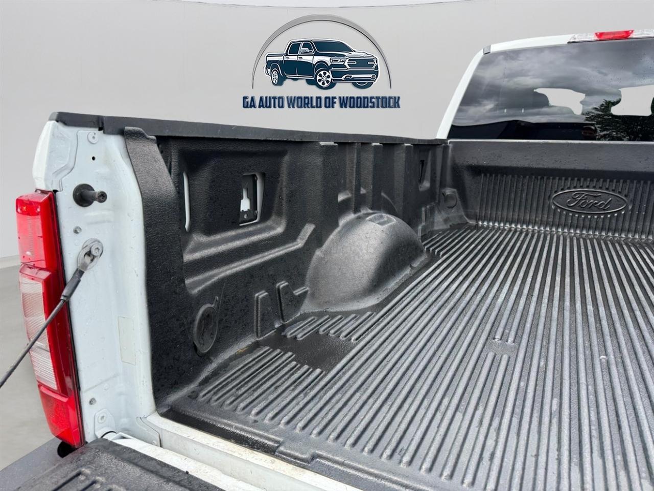 Ford F-350 SD XLT Crew Cab Long Bed 4WD 2022