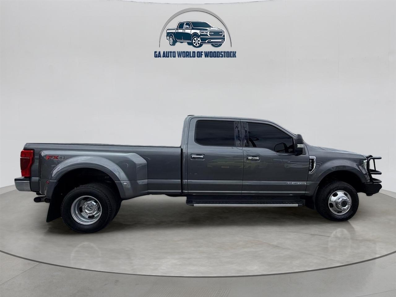 Ford F-350 SD Lariat Crew Cab 4WD 2022